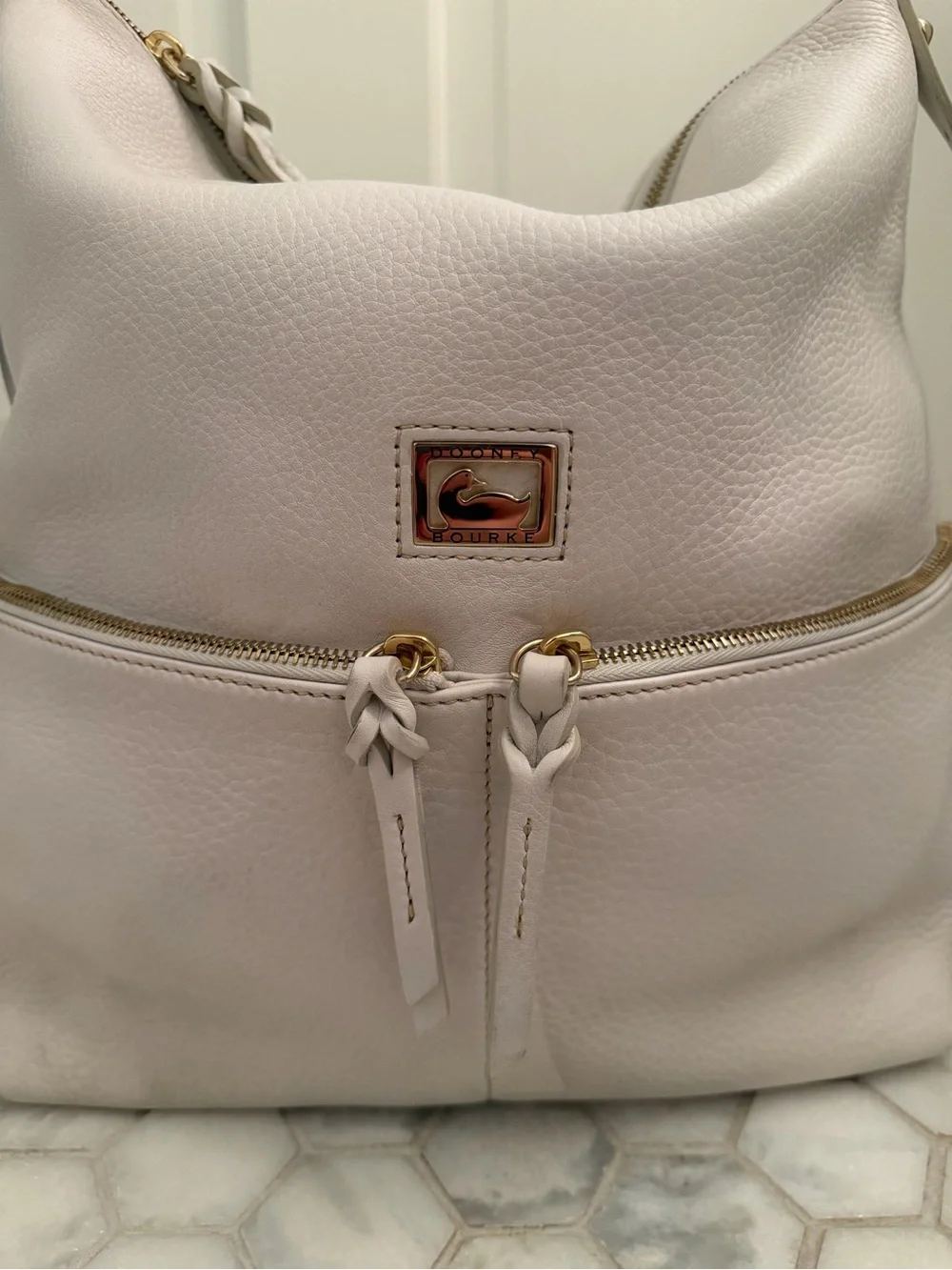 NWT- Dooney & Bourke Dillen Medium Pebbled Leather Hobo Handbag